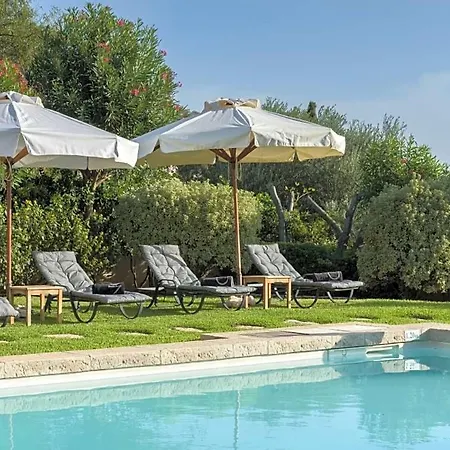 Sleeps 10 Pool Air Con Wifi * Mousata
