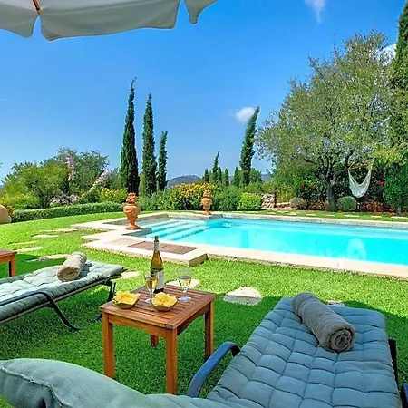 Sleeps 10 Pool Air Con Wifi