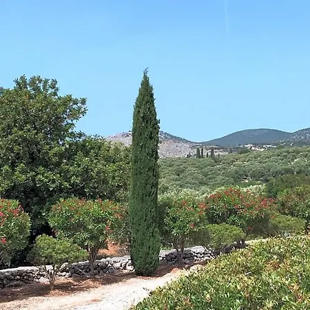 Sleeps 10 Pool Air Con Wifi * Mousata