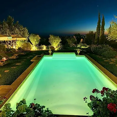 Villa Sleeps 10 Pool Air Con Wifi Mousata